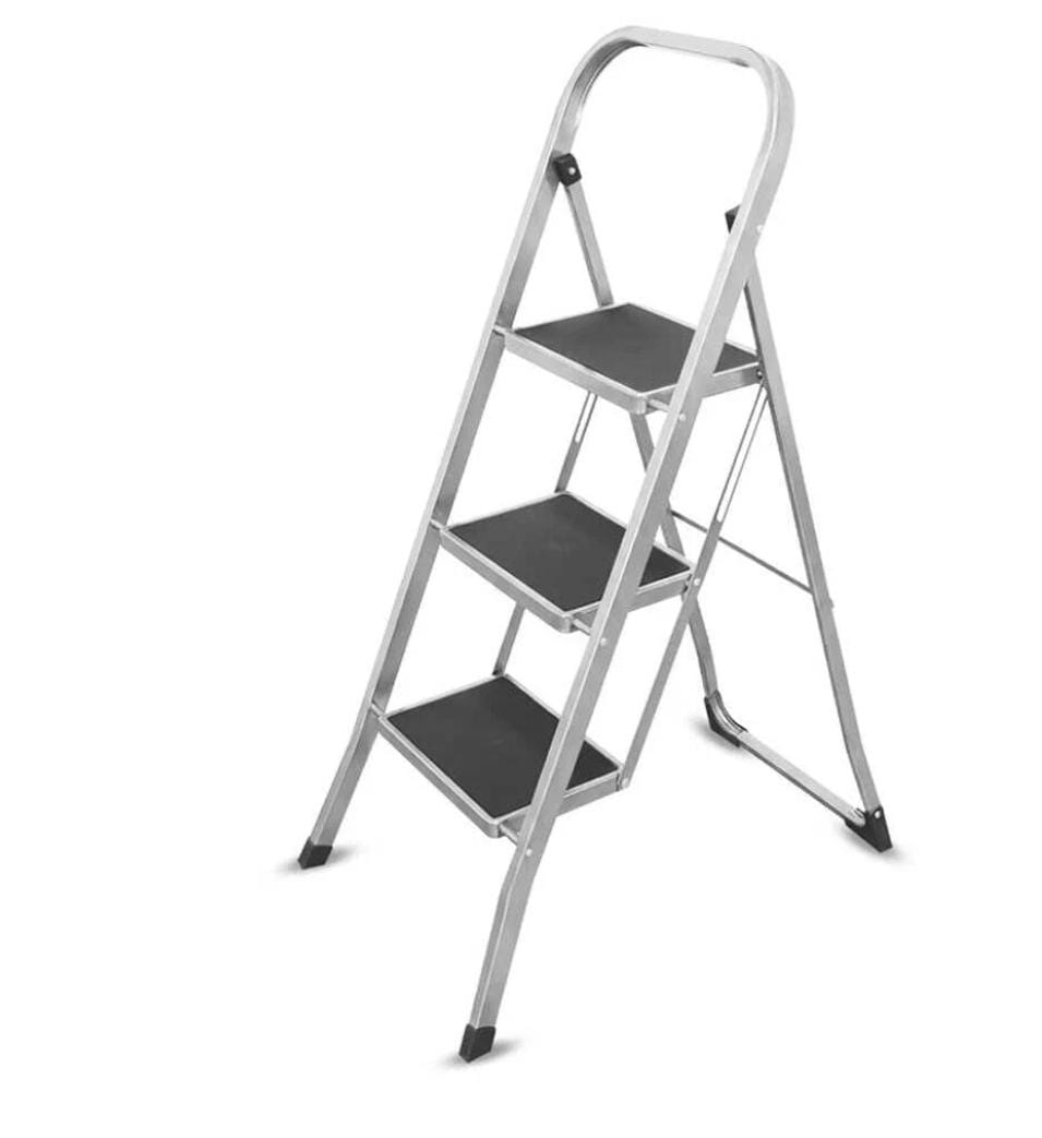 EV TİPİ MERDİVEN 4 BASAMAKLI SLIMSTEP SGS1134